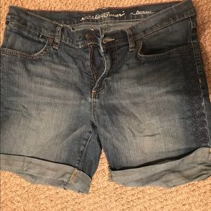 Eddie Bauer midlength shorts